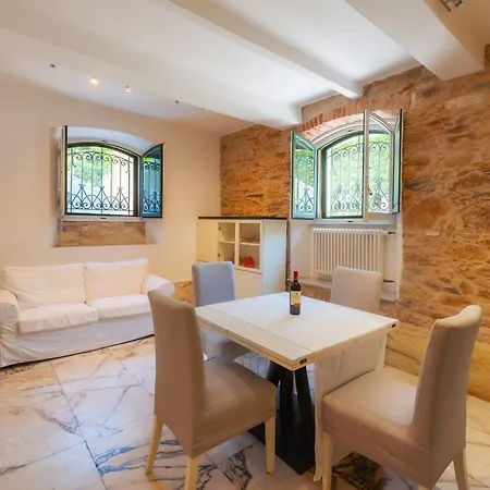 Holiday home - The Marble Versilia- Free Parking- Marina di Massa